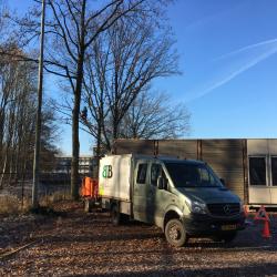 Snoeien boven AZC in Assen